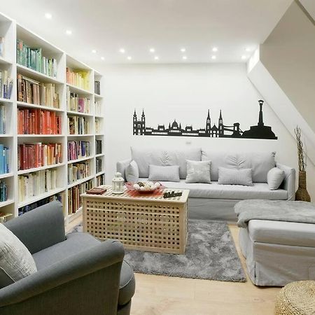 Downtown Island Of Peace By Nw Apartamento Budapeste Exterior foto