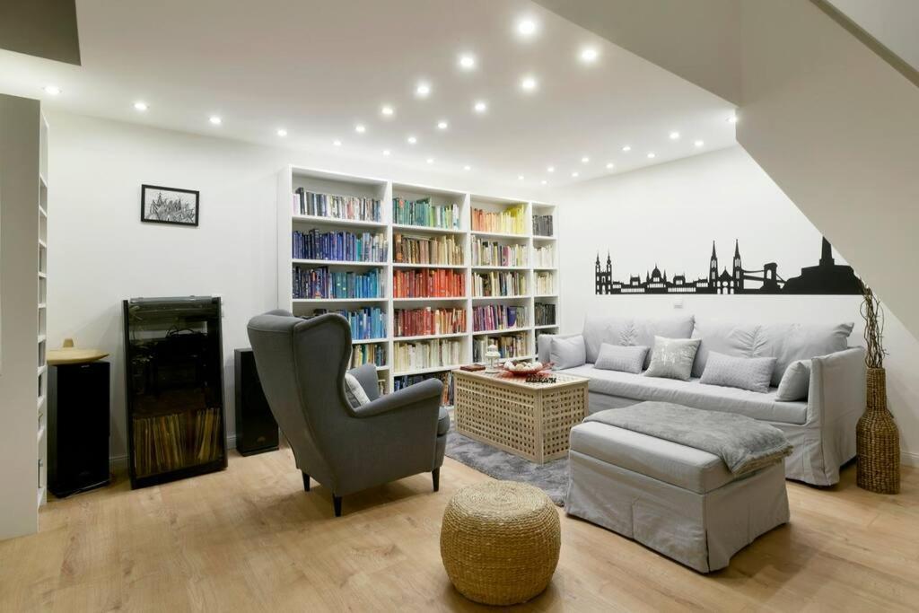 Downtown Island Of Peace By Nw Apartamento Budapeste Exterior foto